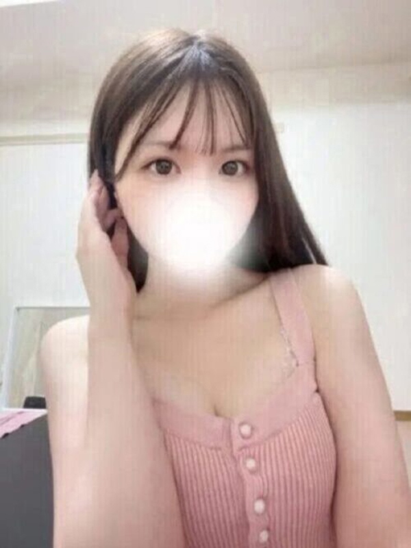 花杉みなみ