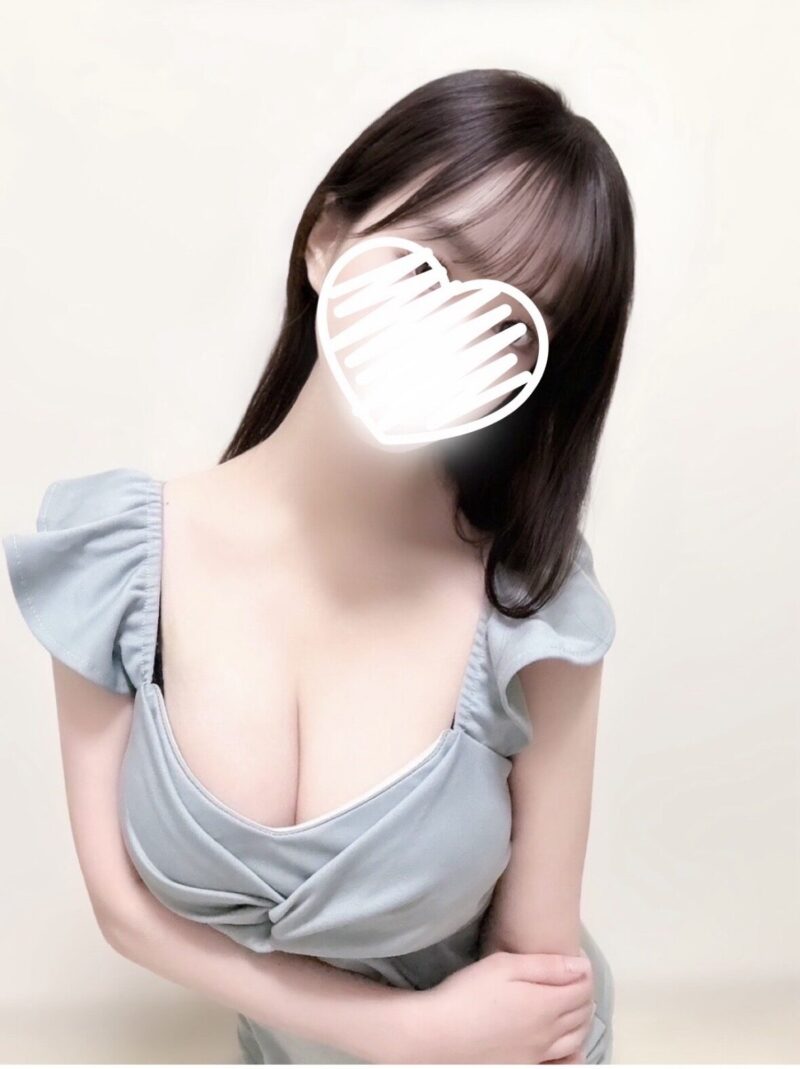 彩世ももか 写真 1